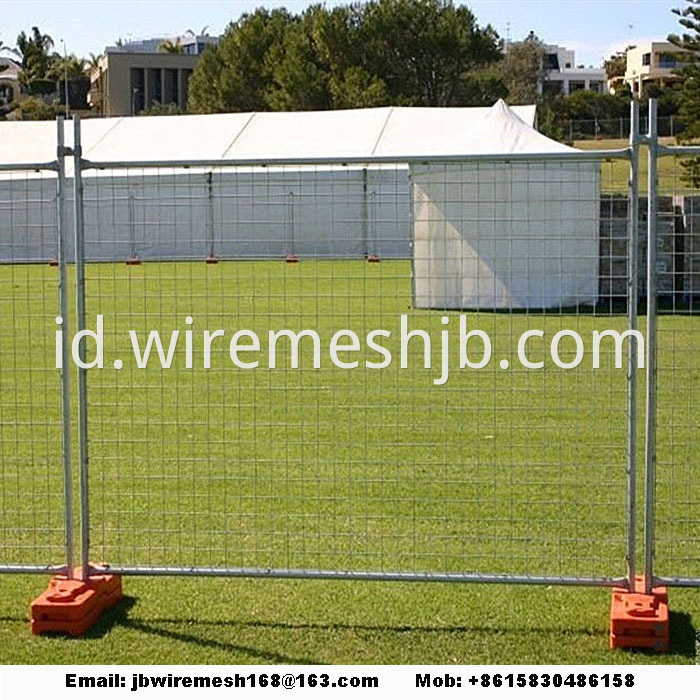 Temporary fence